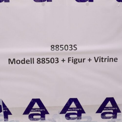 1:18 AUTOart Audi Sport Quattro S1 San Remo #5 Röhrl Sonderset Figur + Vitrine