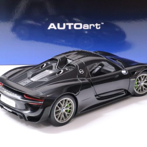 1:18 AUTOart Porsche 918 Spyder Basalt black metallic 2013 - Image 3