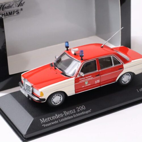1:43 Minichamps Mercedes 200 W123 Sedan Fire Brigade Leinfelden-Echterdingen - Image 1
