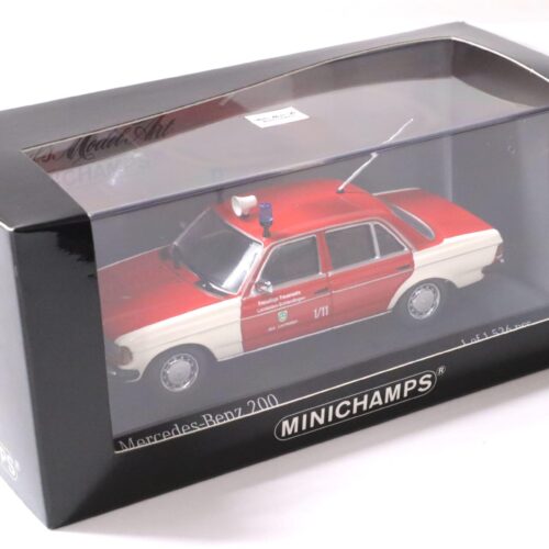 1:43 Minichamps Mercedes 200 W123 Sedan Fire Brigade Leinfelden-Echterdingen - Image 3