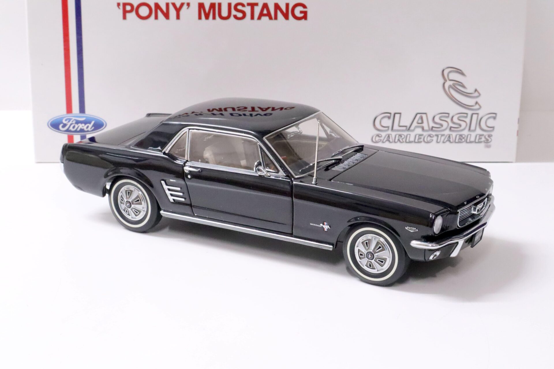 1:18 Classic Carlectables 1966 Ford Mustang Pony RHD Coupe Raven black