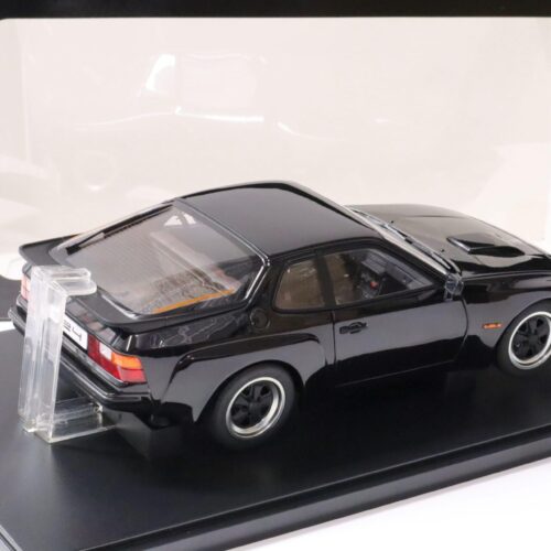 1:18 AUTOart Porsche 924 Carrera GT 1980 black
