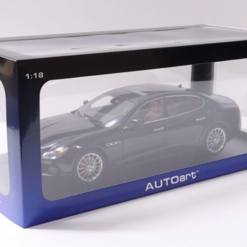 1:18 AUTOart Maserati Quattroporte GTS 2015 Rassion blue