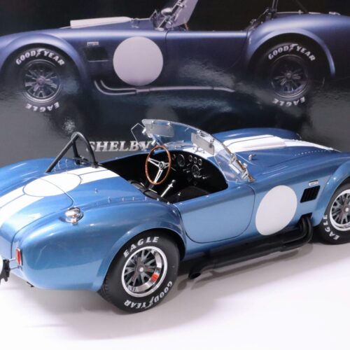 1:12 Kyosho Shelby Cobra 427 S/C light blue / white stripes Die-Cast
