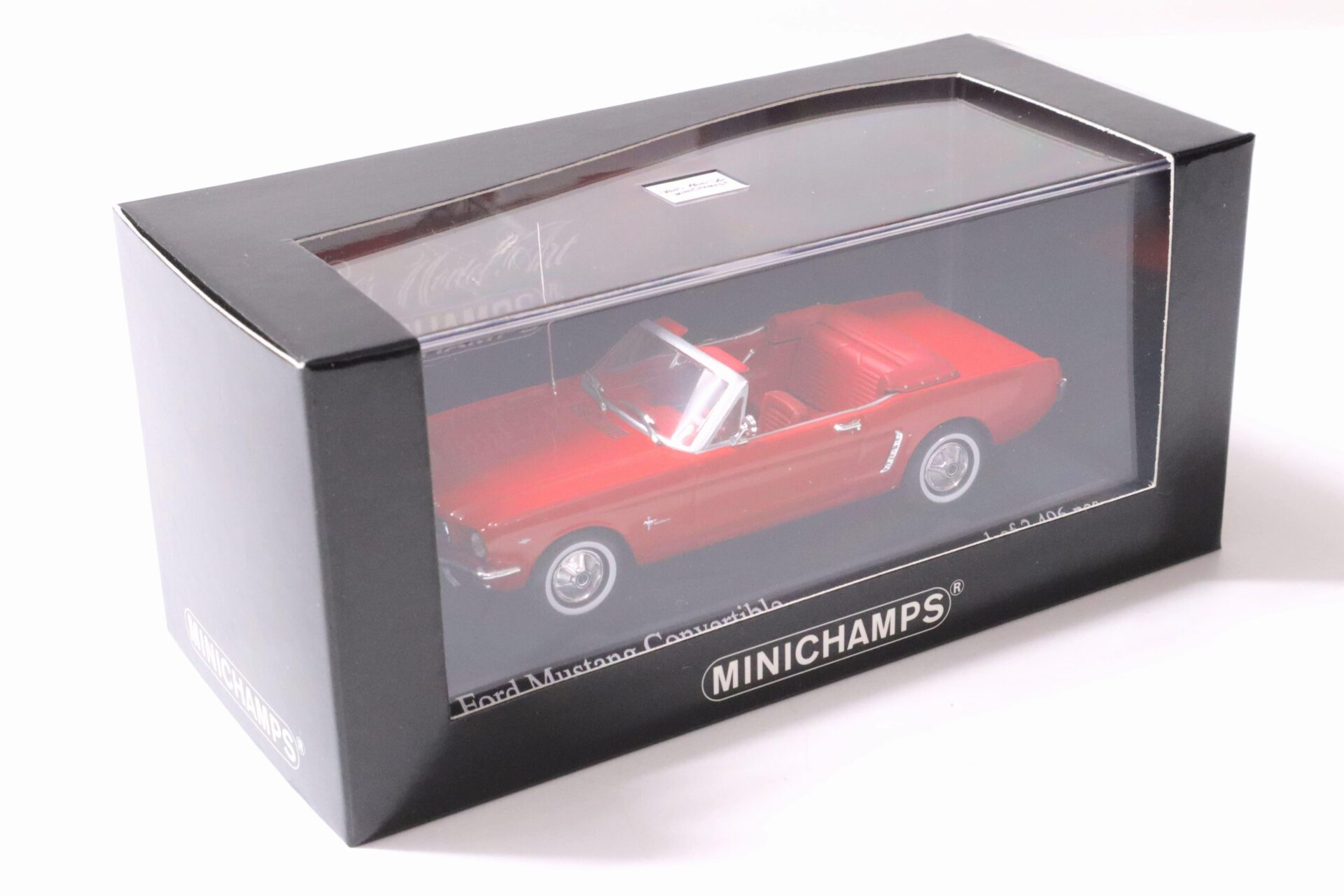 1:43 Minichamps Ford Mustang Convertible 1964 1/2 red