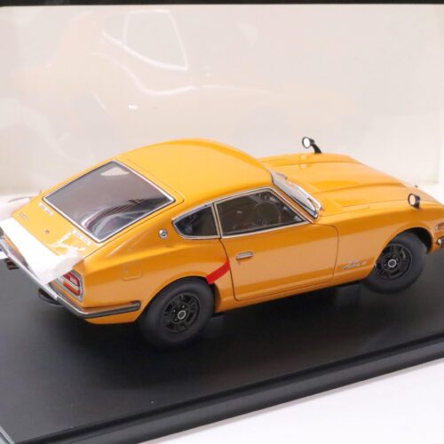 1:18 AUTOart Nissan Fairlady Z432 (PS30) Coupe RHD orange