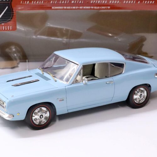 1:18 Highway61 Plymouth Barracuda Coupe 1968 light blue - Image 1