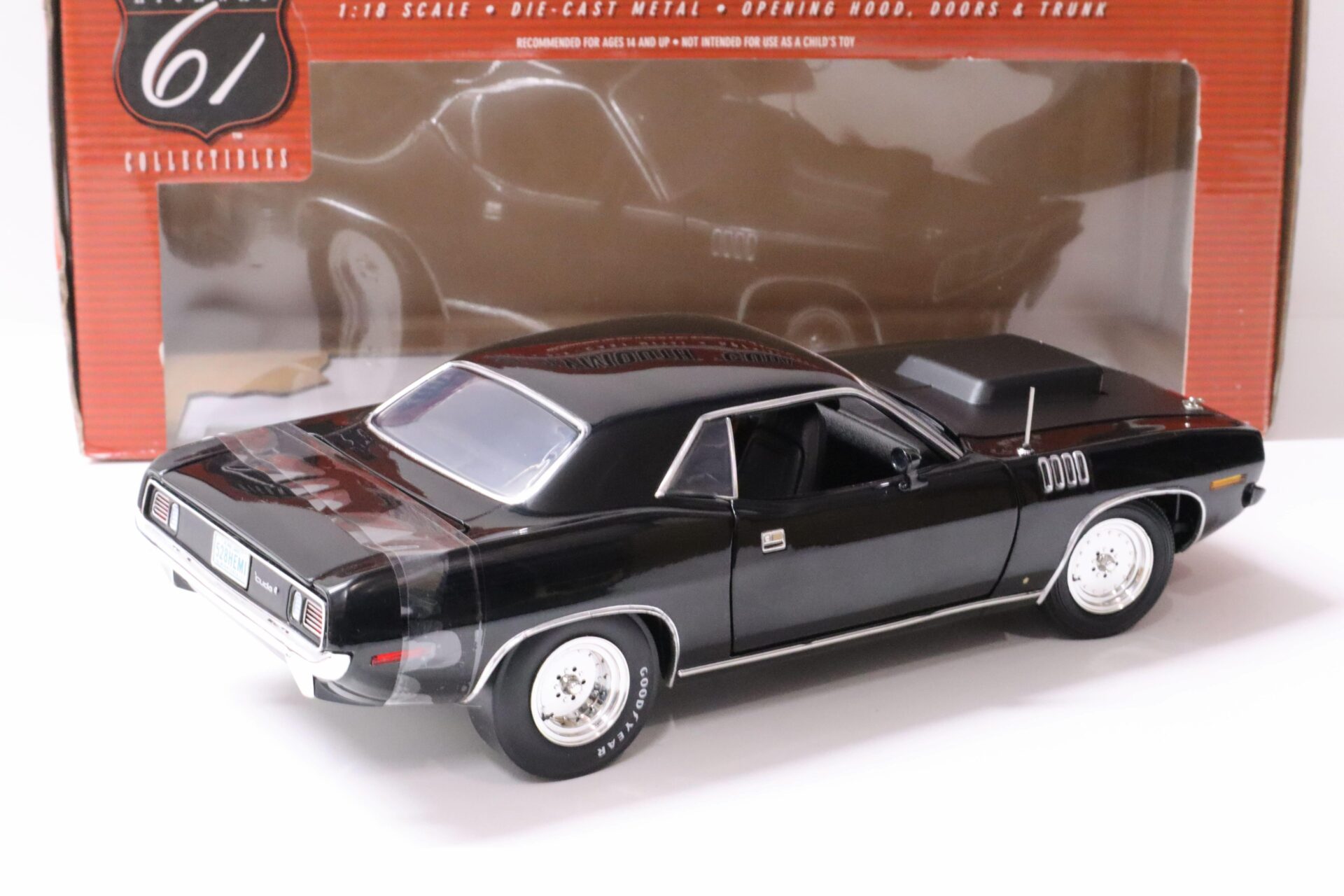 1:18 Highway61 Plymouth Cuda Super Street 528 Hemi Coupe 1971 black