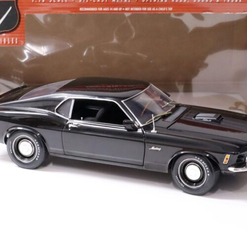 1:18 Highway61 Ford Mustang CJ428 "R" Code Coupe 1970 black