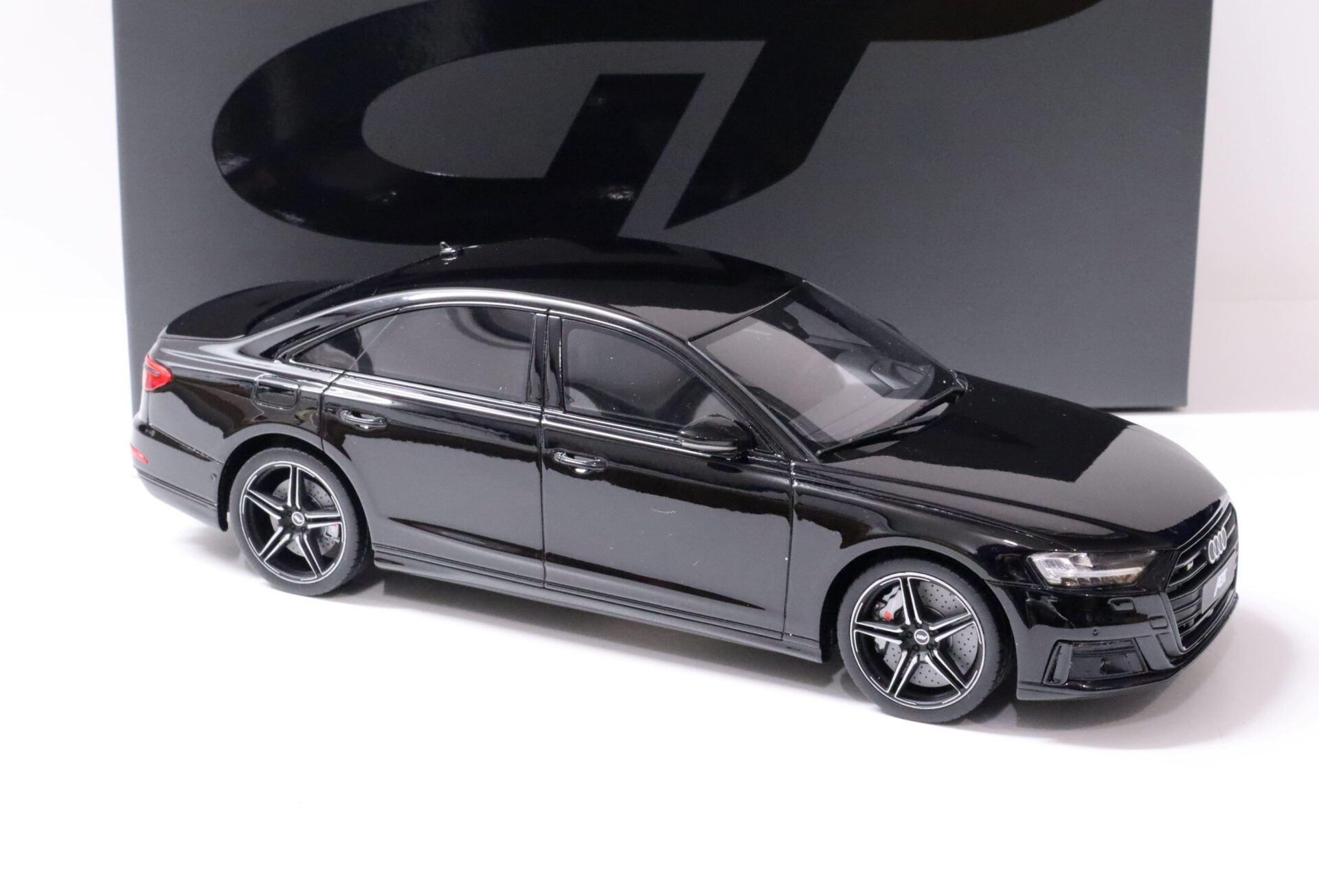1:18 GT Spirit GT356 Audi A8 ABT S8 Limousine Night black