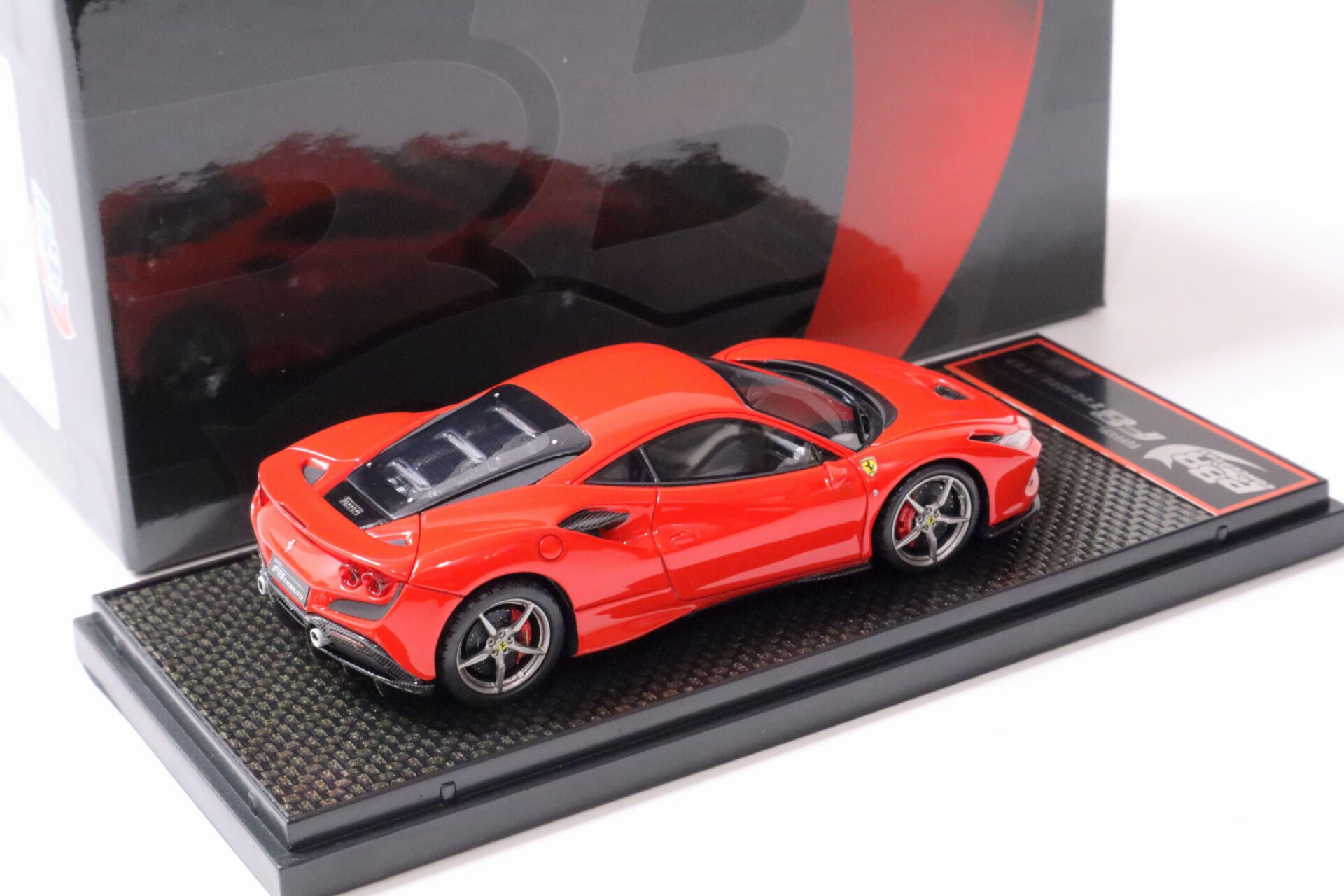 1:43 BBR Ferrari F8 Tributo Coupe Rosso Scuderia/ grey wheels - Limited 48 pcs.