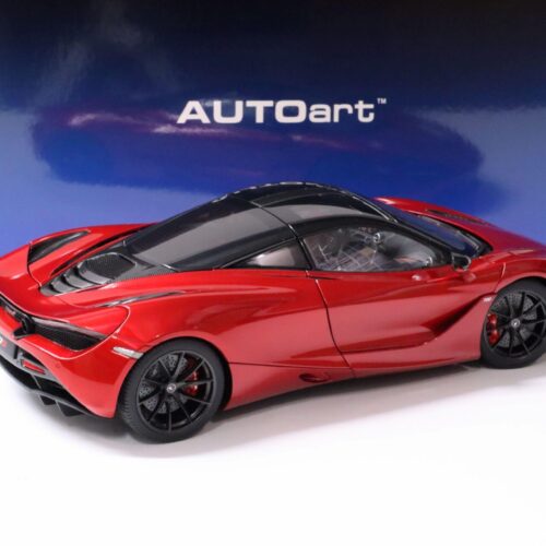 1:18 AUTOart McLAREN 720S Coupe 2017 Memphis red/ metallic red 76072