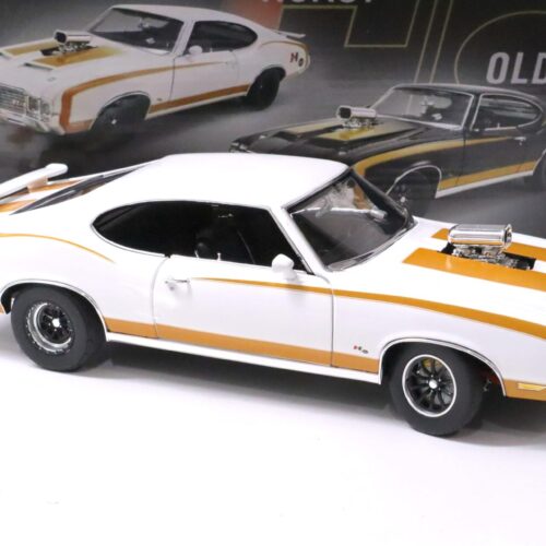 1:18 ACME 1972 Oldsmobile 442 Coupe HURST Drag Outlaw white/ gold