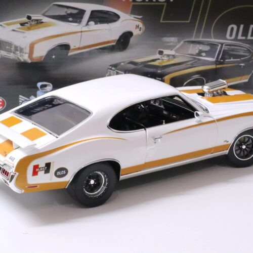 1:18 ACME 1972 Oldsmobile 442 Coupe HURST Drag Outlaw white/ gold