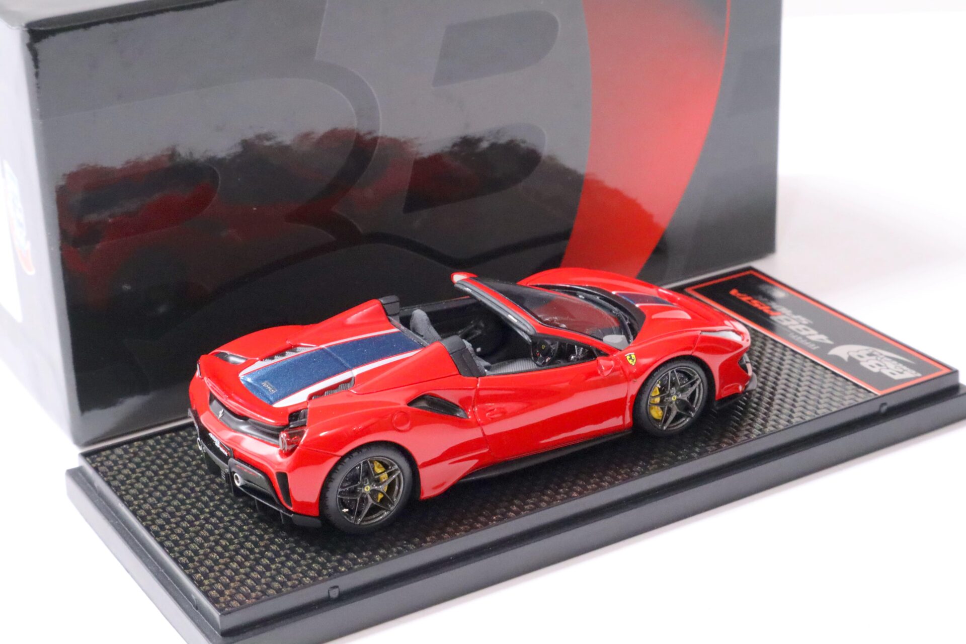 1:43 BBR Ferrari 488 Pista Spider RHD Rosso Corsa 322 red - Limited Edition 35 pcs.
