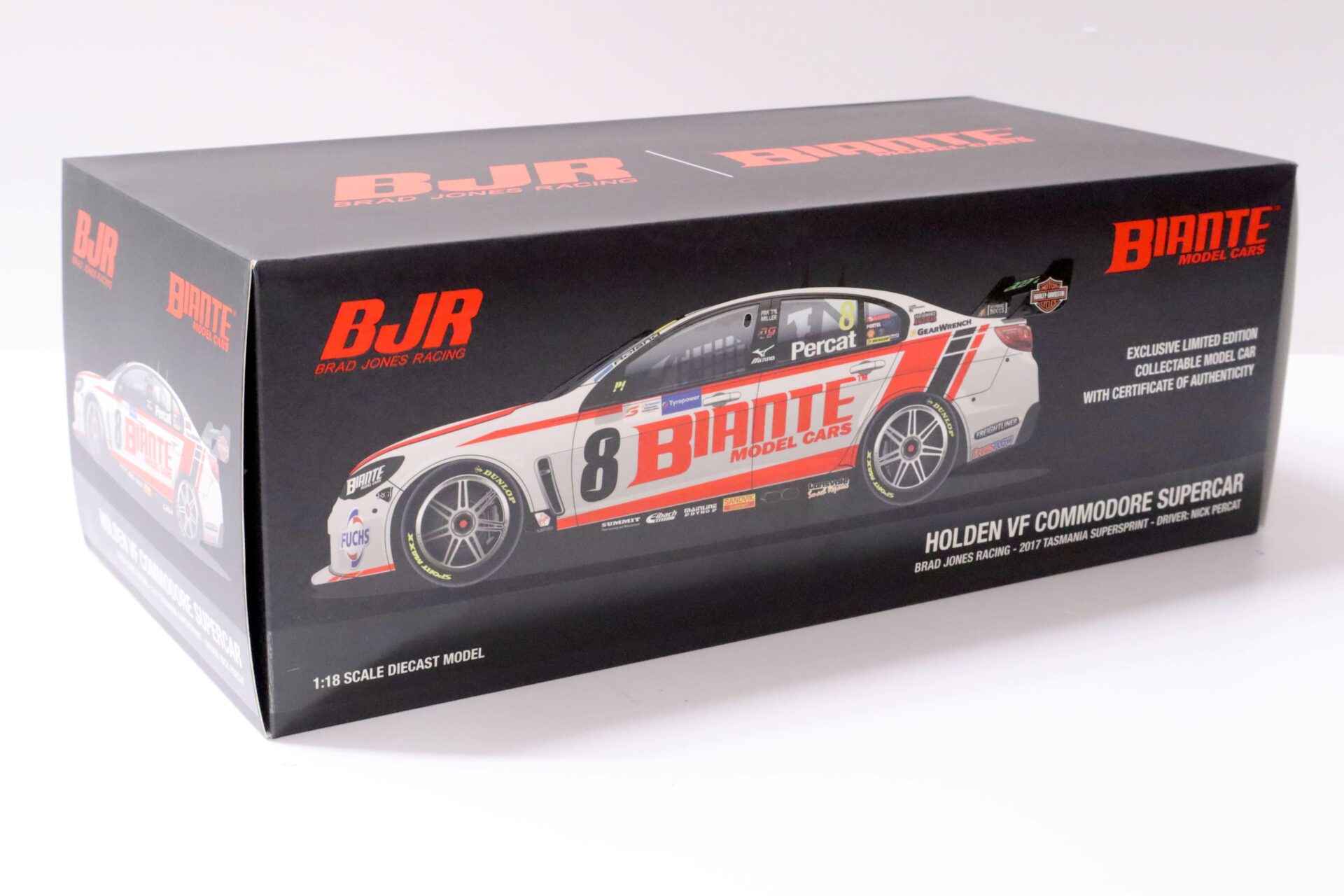 1:18 BIANTE Holden VF Commodore Supercar 2017 Tasmania Supersprint Percat #8
