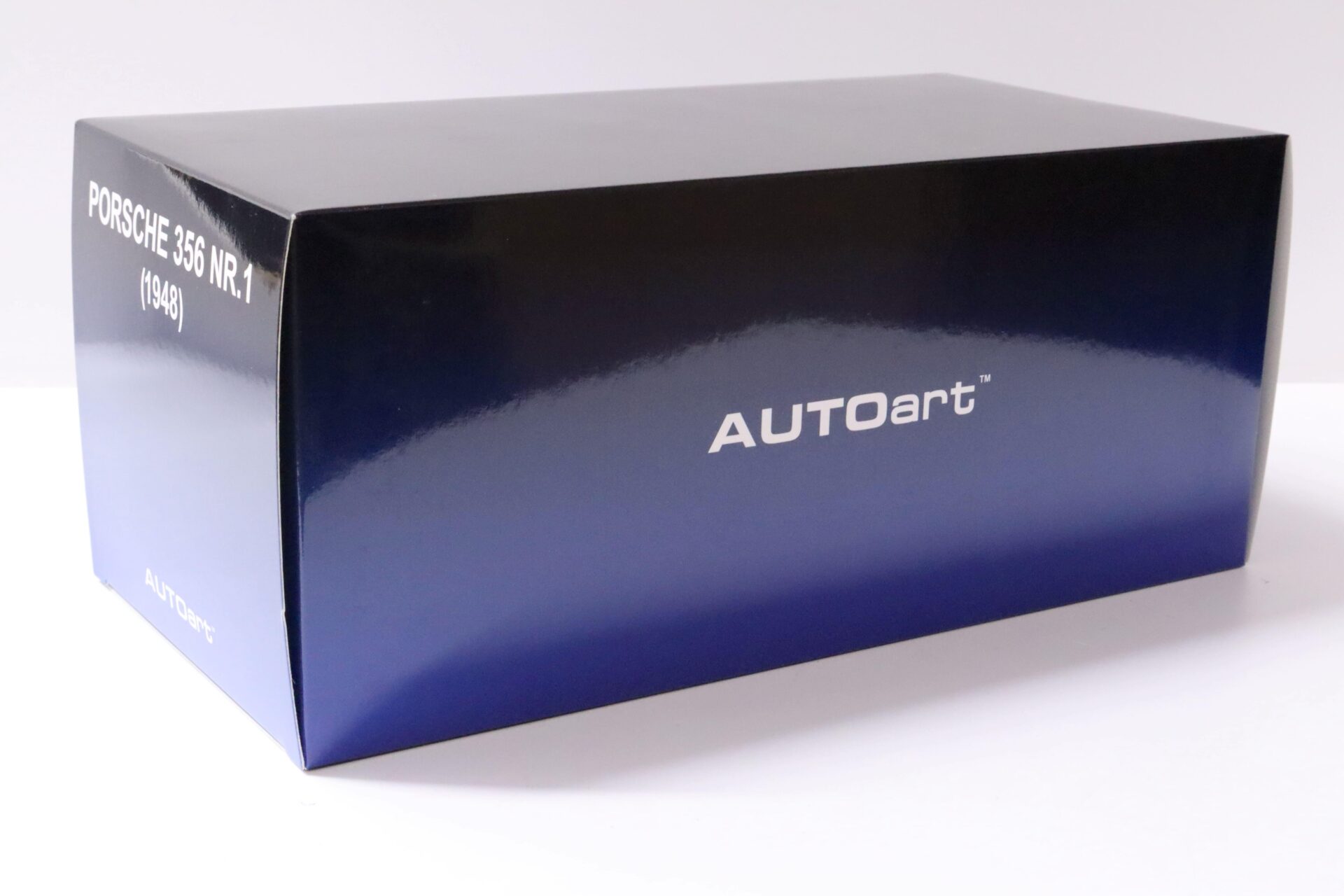 1:18 AUTOart Porsche 356 Nr.1 silver metallic 1948 Die-Cast