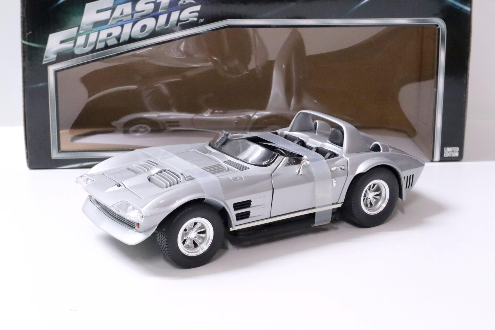 1:18 Greenlight DOMÂ´S Chevrolet Corvette Grand Sport FAST & FURIOUS silver