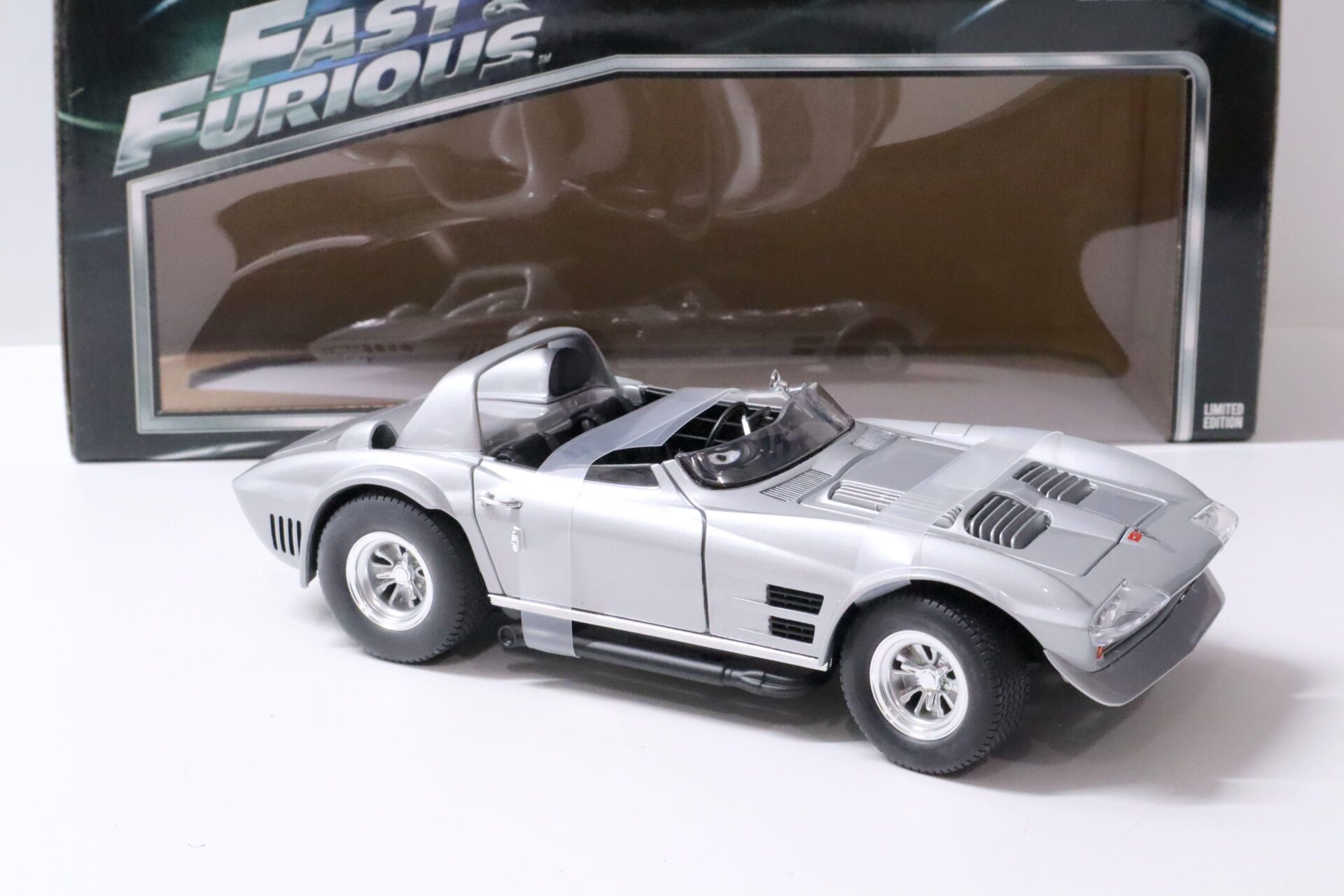 1:18 Greenlight DOMÂ´S Chevrolet Corvette Grand Sport FAST & FURIOUS silver