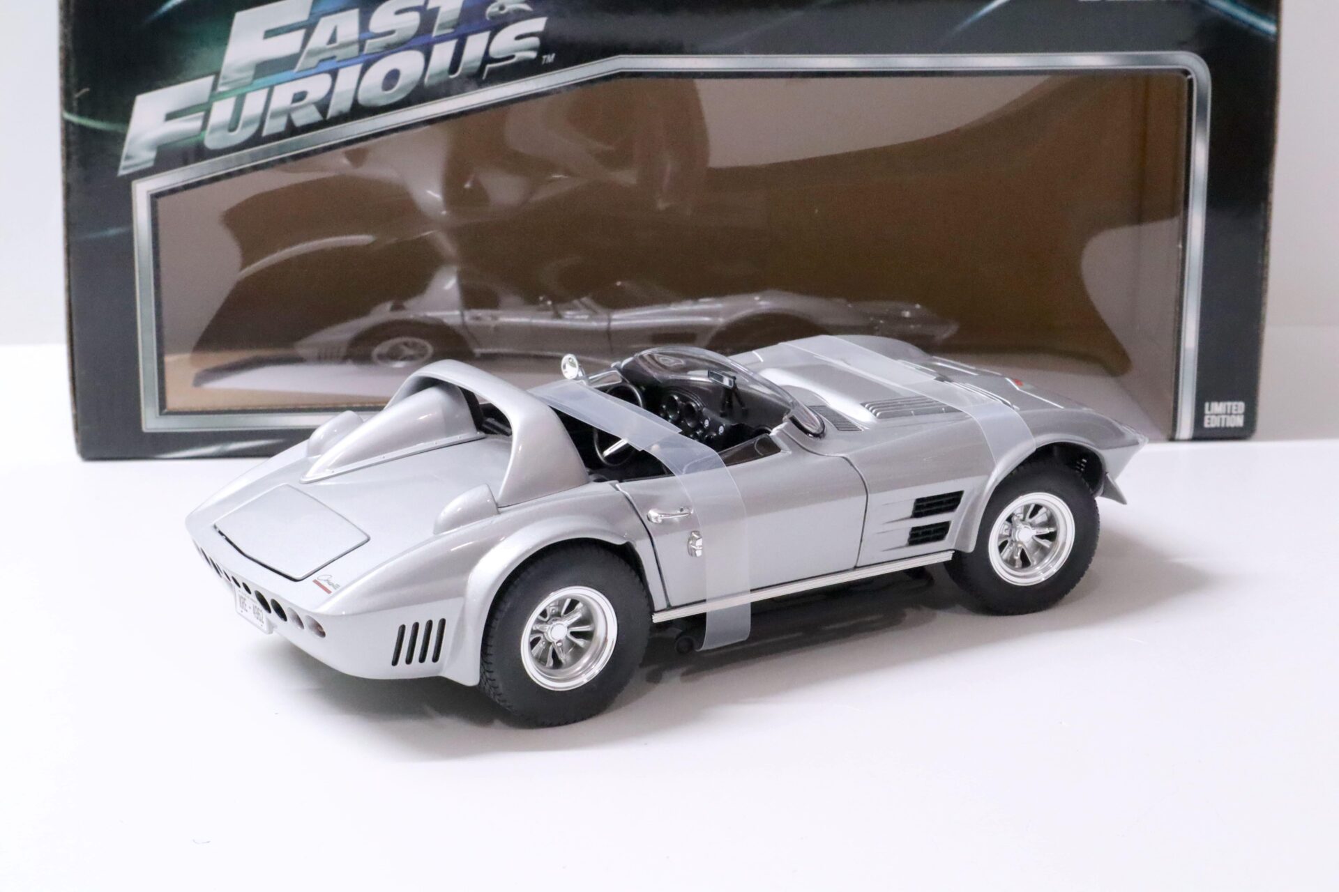 1:18 Greenlight DOMÂ´S Chevrolet Corvette Grand Sport FAST & FURIOUS silver
