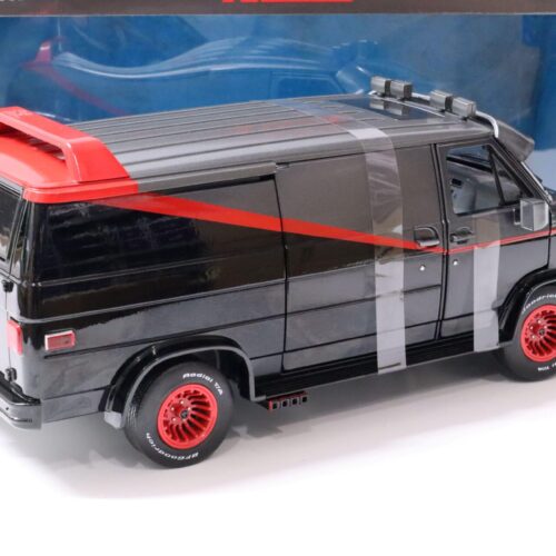 1:18 Greenlight 1983 GMC Vandura *THE A-TEAM* Van Bus black/ grey/ red