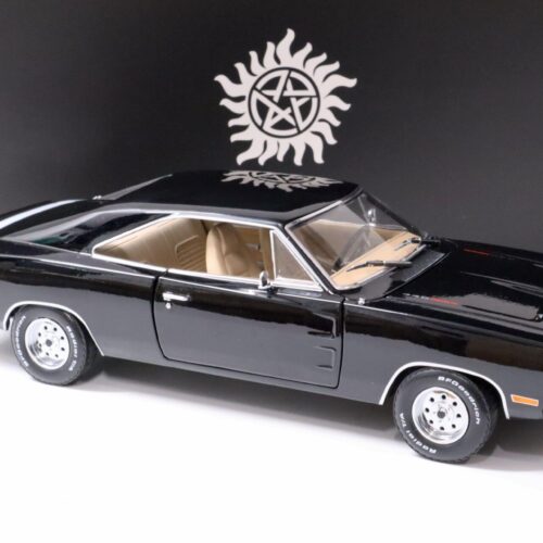 1:18 Greenlight 1970 Dodge Charger Coupe SUPERNATURAL black