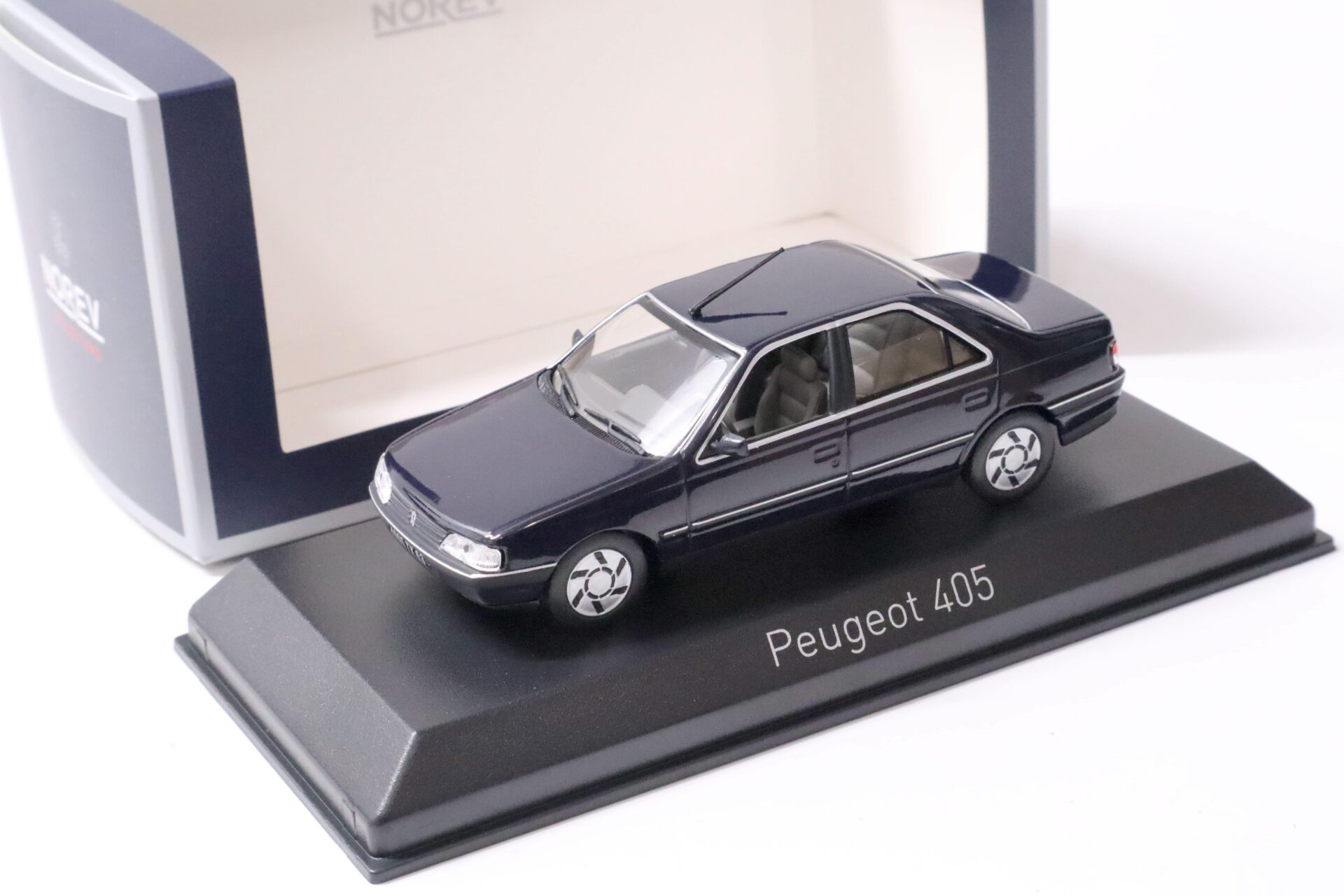 ID 62465 orig.jpg 1:43 Norev Peugeot 405 SRi Limousine 1991 dark blue