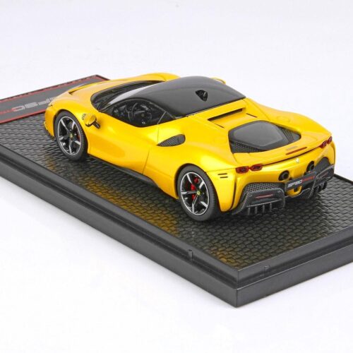 1:43 BBR Ferrari SF90 Stradale Giallo Tristrato yellow/ red brakes - Limited 28 pcs.