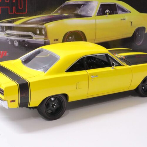 1:18 GMP 1970 Plymouth Road Runner 440 Six Pack Street Fighter yellow/ black