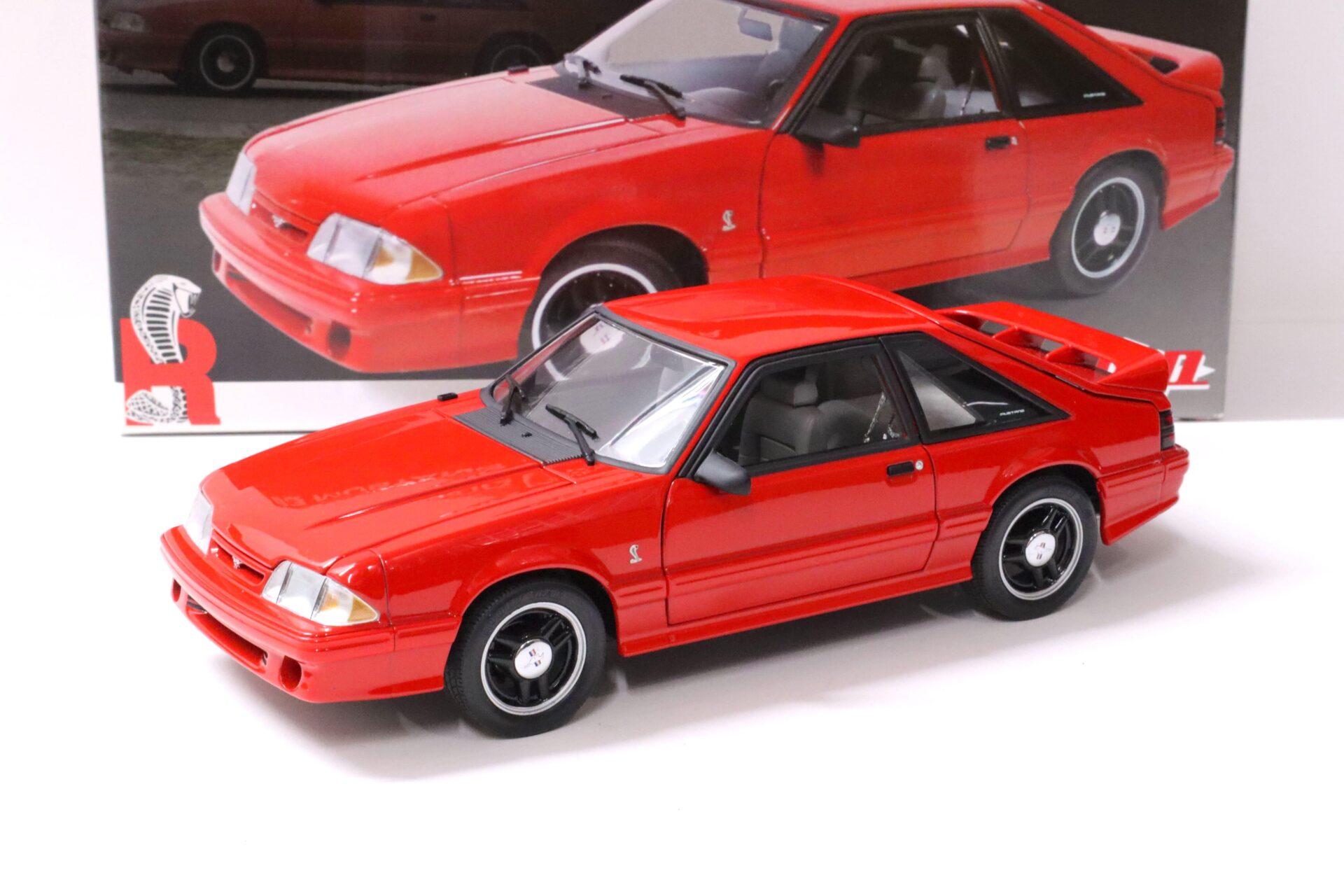 1:18 GMP 1993 Ford Mustang Cobra R Coupe red G1801816