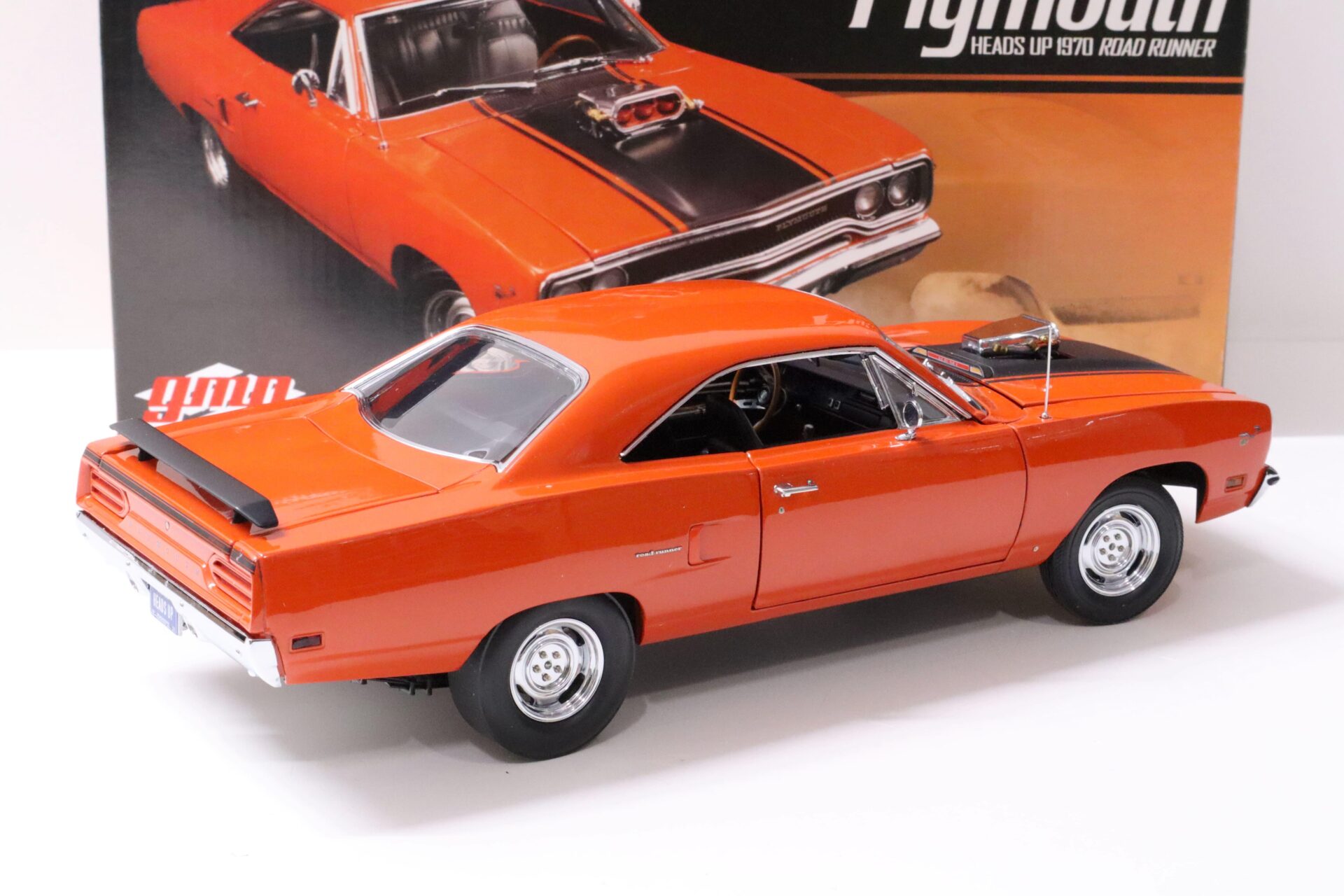 1:18 GMP 1970 Plymouth Road Runner HEADS UP Street Machine orange