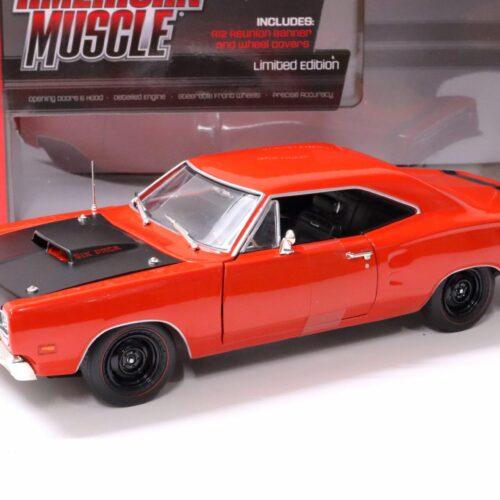 1:18 Auto World 1969 1/2 Dodge Coronet Super Bee MCACN red/ black