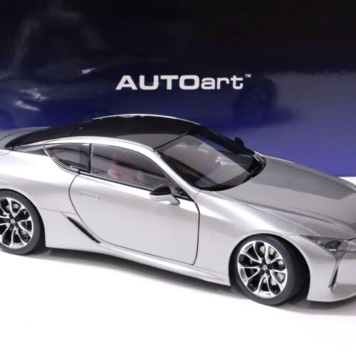 1:18 AUTOart Lexus LC500 Coupe Sonic Titanium/ dark rose interior