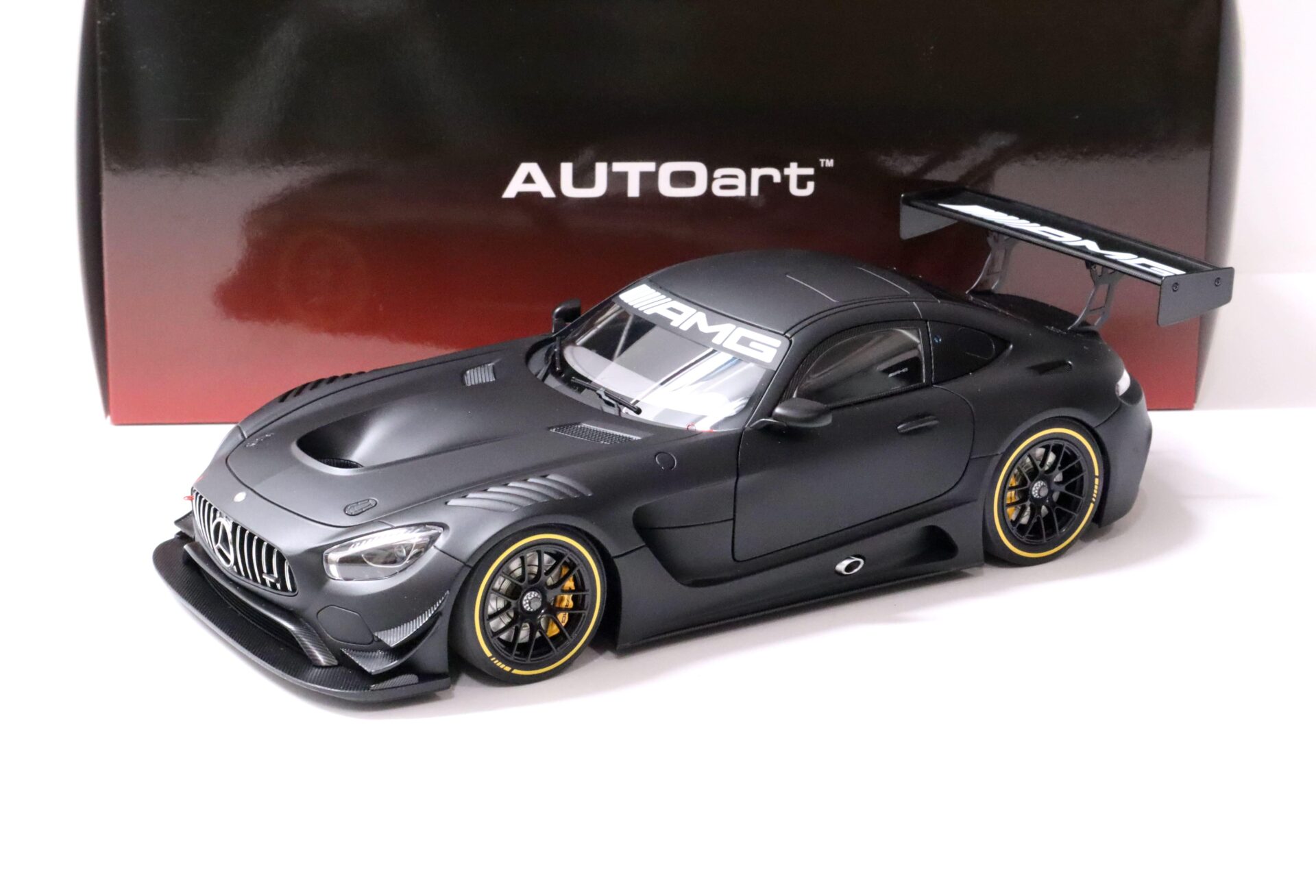 1:18 AUTOart Mercedes AMG GT3 matt black 81532