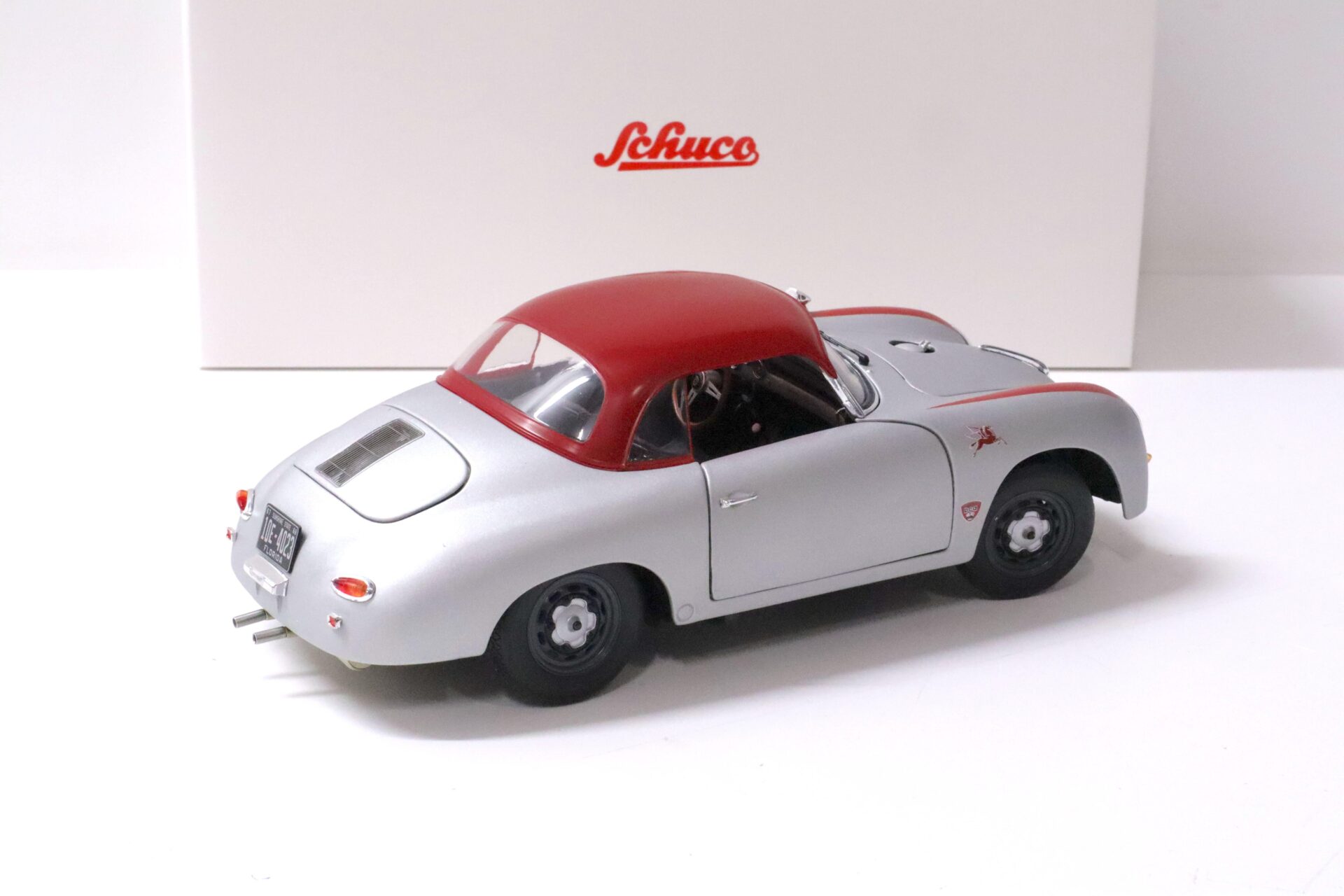1:18 Schuco Porsche 356 Speedster Outlaw with Hardtop matt silver/ red