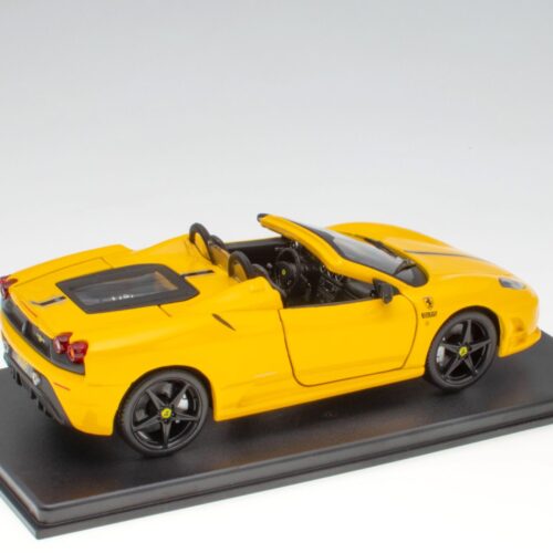 1:24 Hachette Bburago Ferrari Collection Ferrari Scuderia Spider 16M yellow 2008 with display