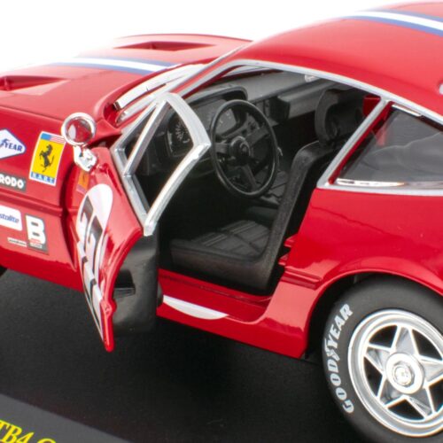 1:24 Hachette Bburago Ferrari Collection Ferrari 365 GTB4 Competition 1971 with display