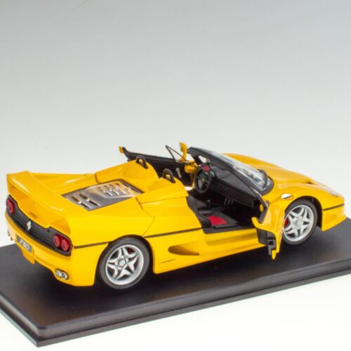 1:24 Hachette Bburago Ferrari Collection Ferrari F50 open top yellow 1995 with display - Image 4
