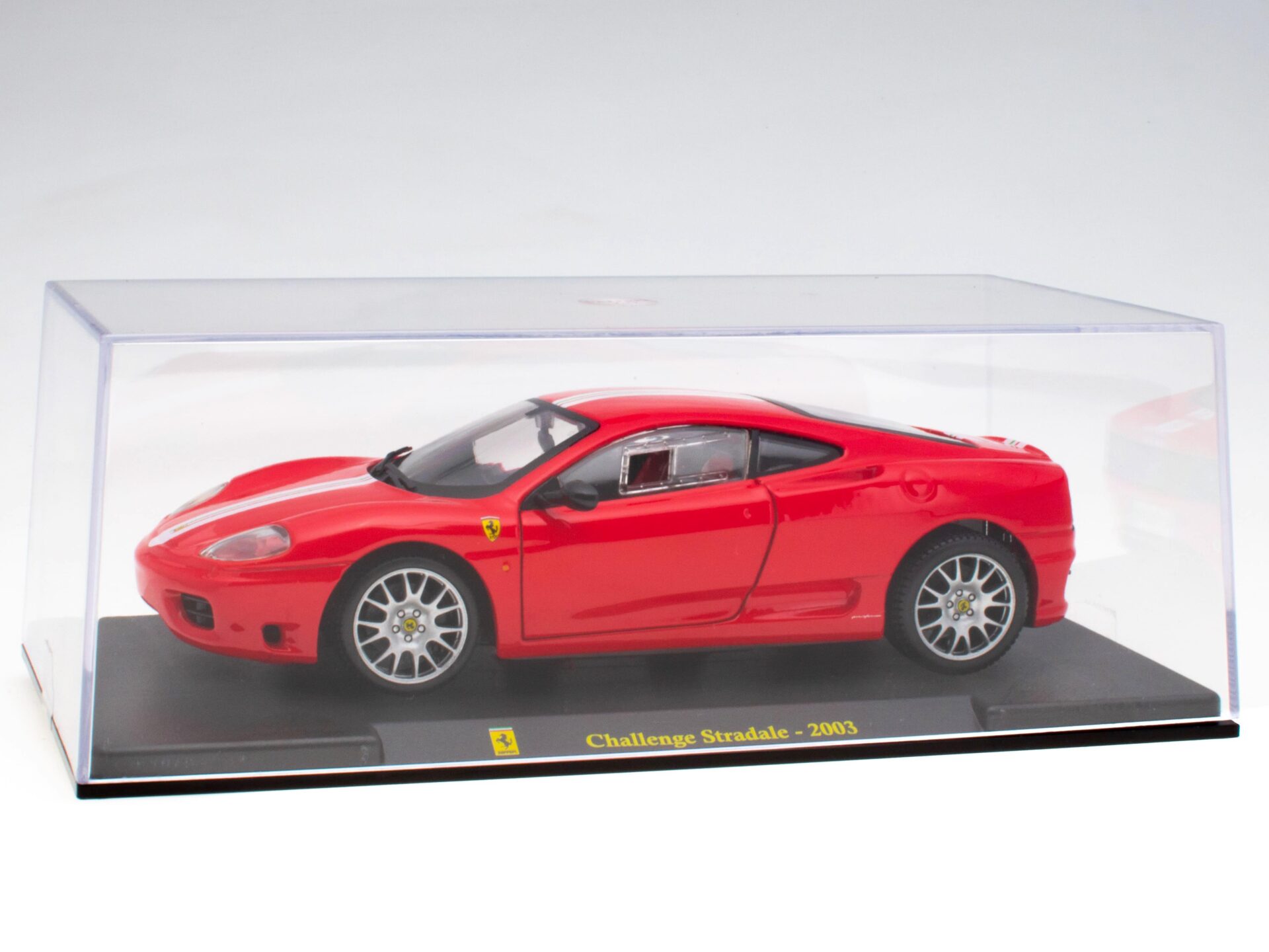 1:24 Hachette Bburago Ferrari Collection Ferrari Challenge Stradale red 2003 with display