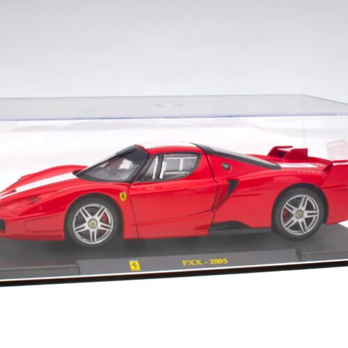 1:24 Hachette Bburago Ferrari Collection Ferrari FXX red/ white 2005 with display