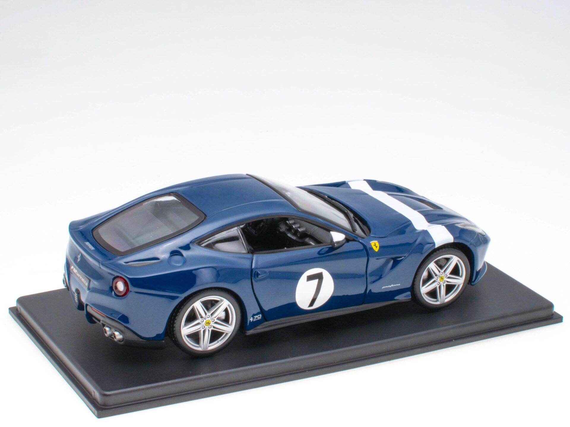 1:24 Hachette Bburago Ferrari Collection Ferrari F12 Berlinetta Inspired by 250 GT with display