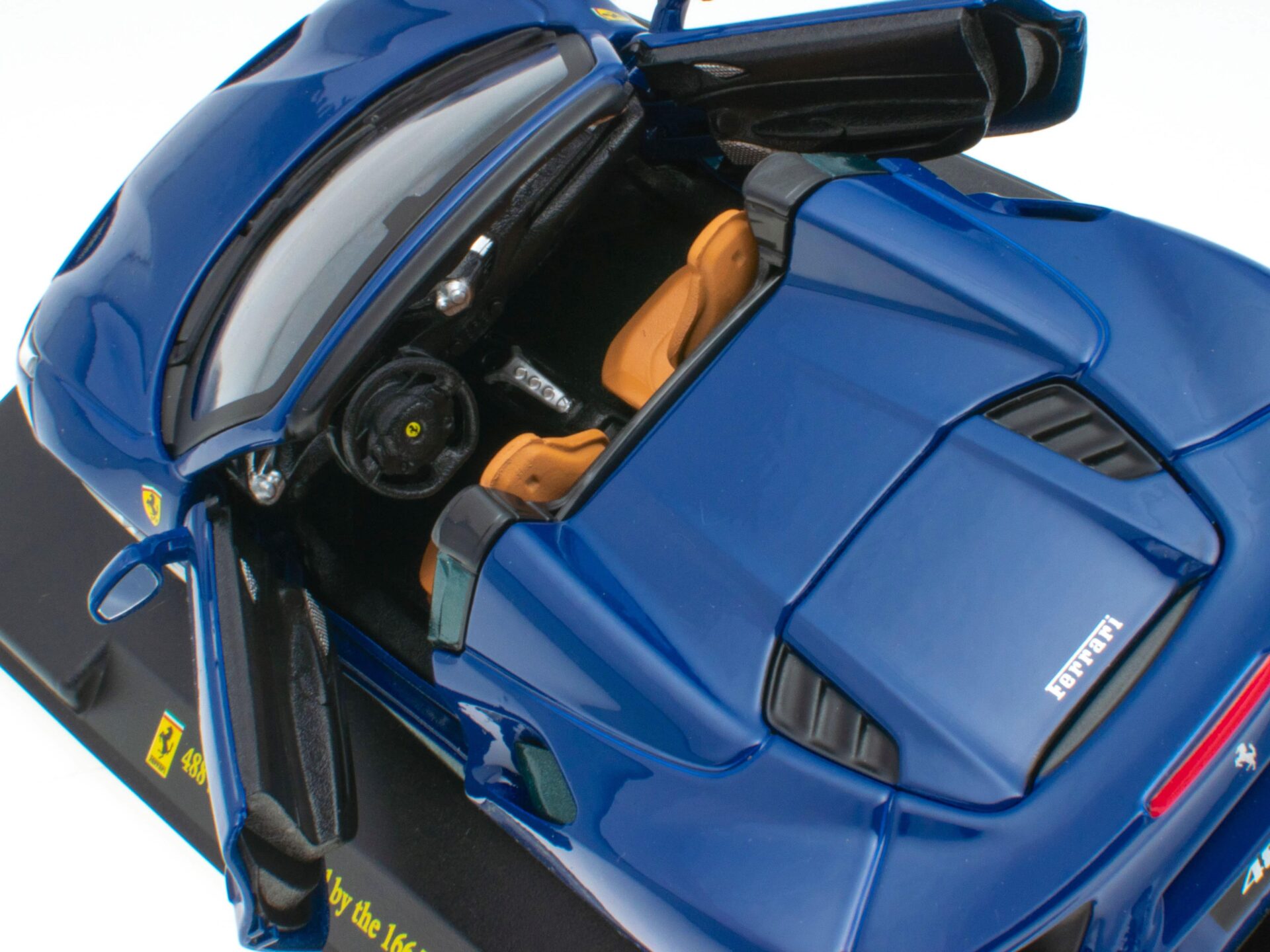 1:24 Hachette Bburago Ferrari Collection Ferrari 488 Spider Inspired by 166 Touring with display