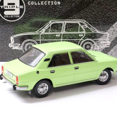 1:18 Triple9 1976 Skoda 105L Sedan light green Die-Cast
