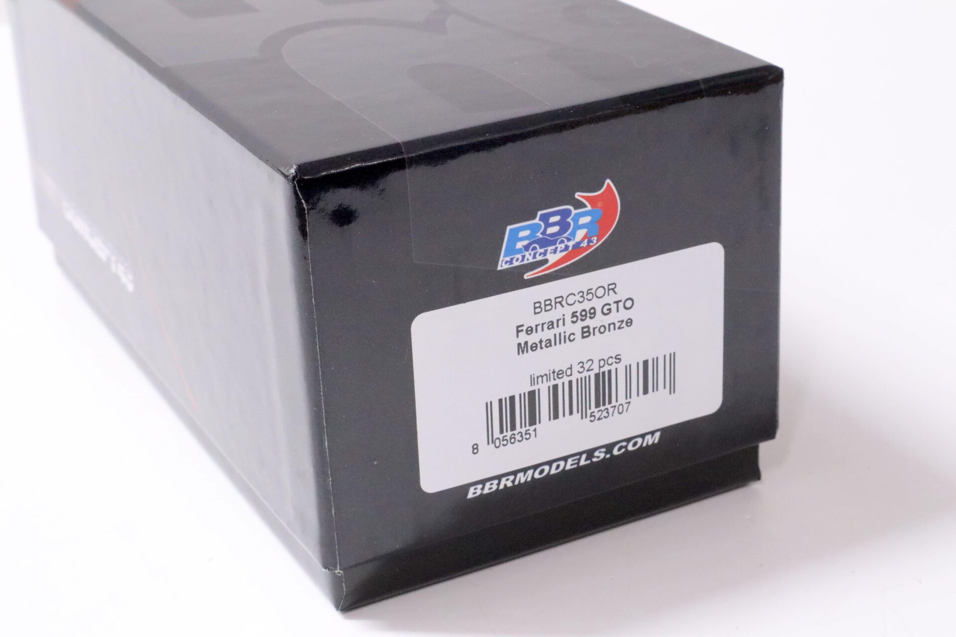1:43 BBR Ferrari 599 GTO Metallic bronze/ Carbon - Limited 32 pcs.