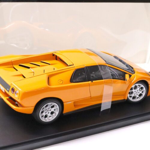 1:18 AUTOart Lamborghini Diablo 6.0 orange 74527