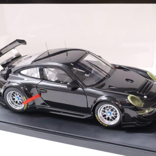 1:18 AUTOart Porsche 911 (997) GT3 RSR Plain Body Version black 2010
