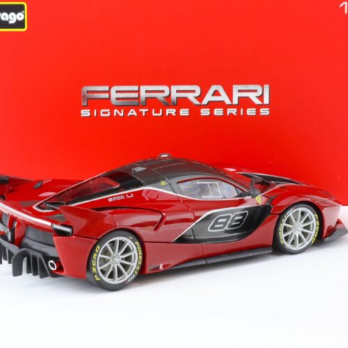 1:18 Bburago Signature Ferrari FXX K red/ black #88