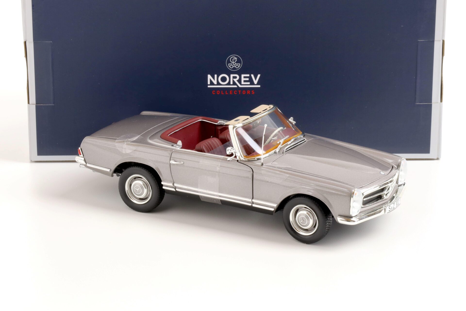 1:18 Norev Mercedes 230 SL Pagode Cabriolet grey 1963
