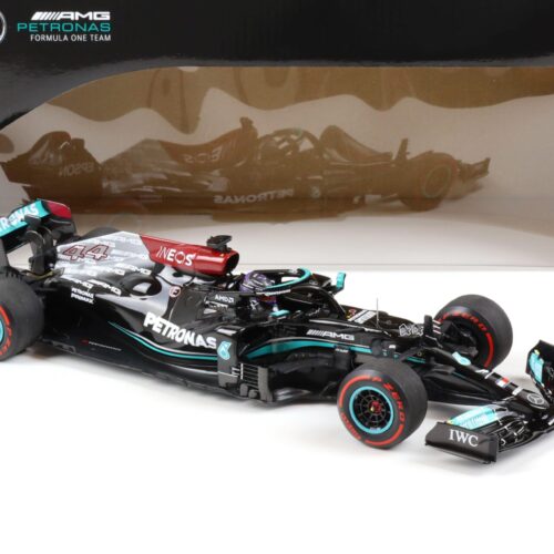 1:18 Minichamps Mercedes-AMG Petronas F1 W12 E Hamilton 100th Pole Spanish GP 2021