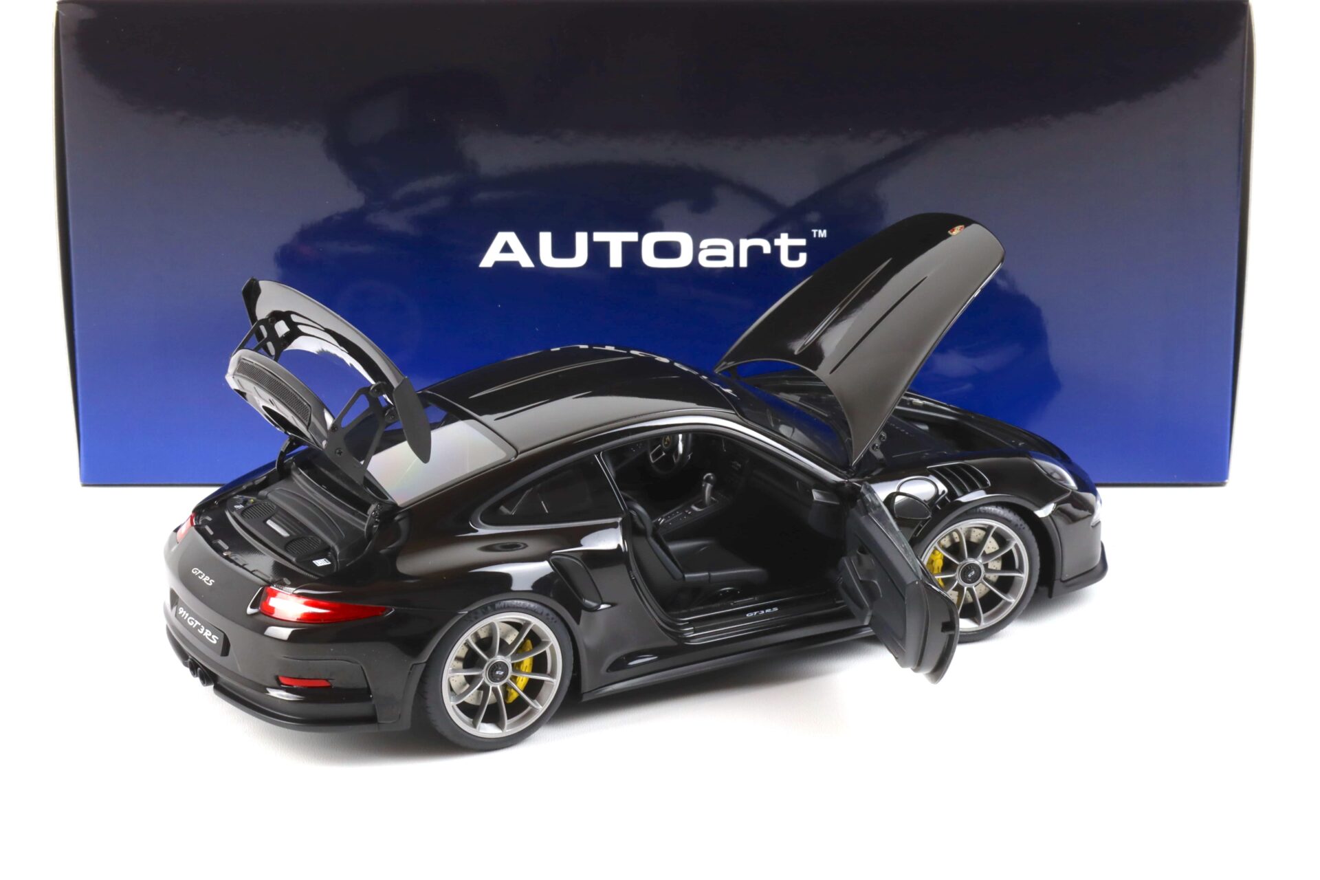 1:18 AUTOart Porsche 911 (991) GT3 RS Gloss black/ grey wheel 2016